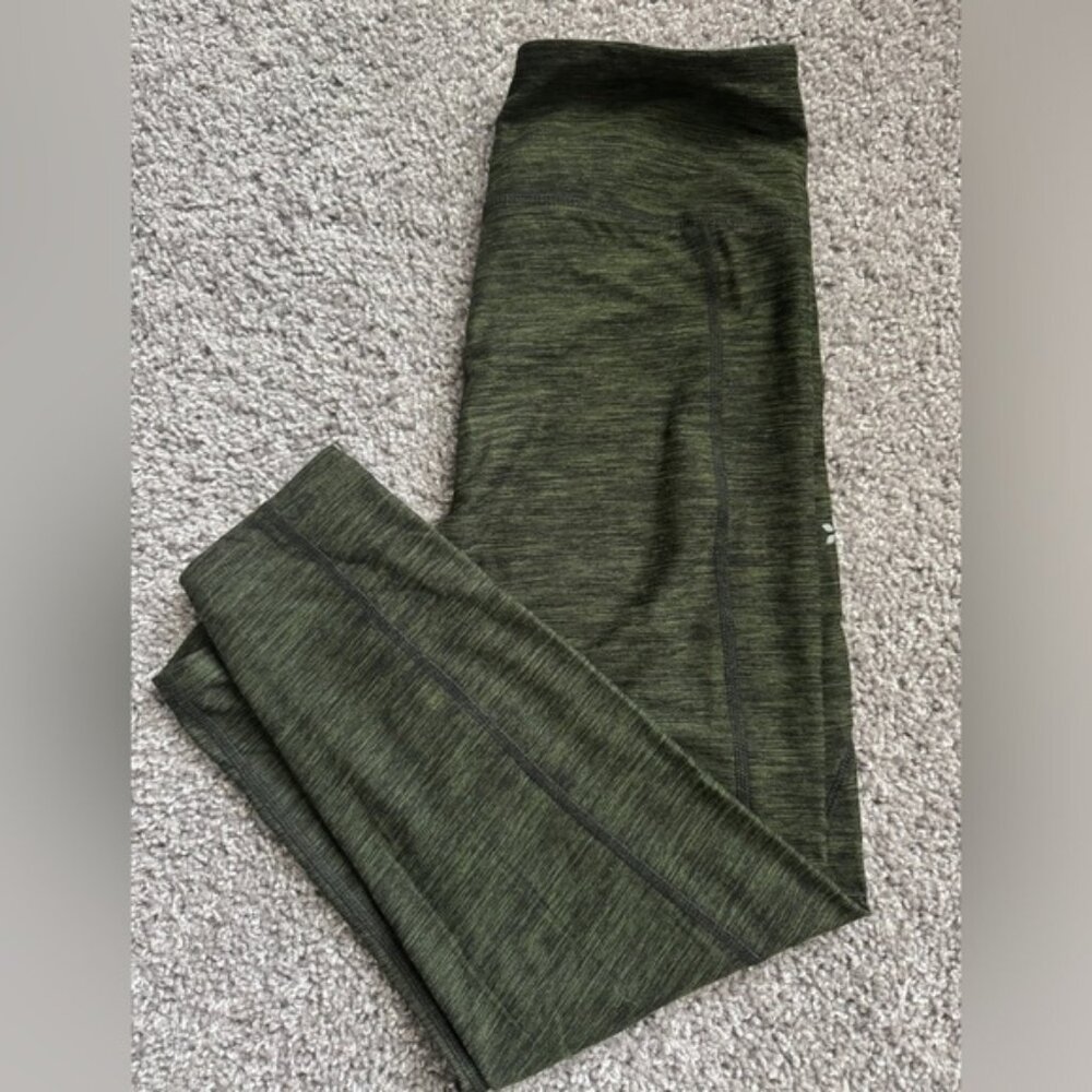 NWOT. Nine West. Size Medium. Green Leggings.